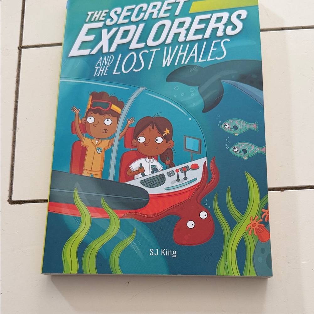 The Secret Explorers and the Lost Whales - Blue Children's Adventure Book